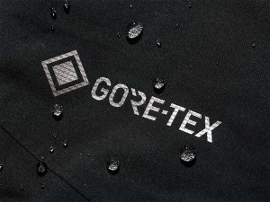 Яке с панталон DAIWA DW-1825